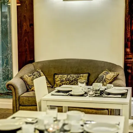 Konukevi Good Life Monti